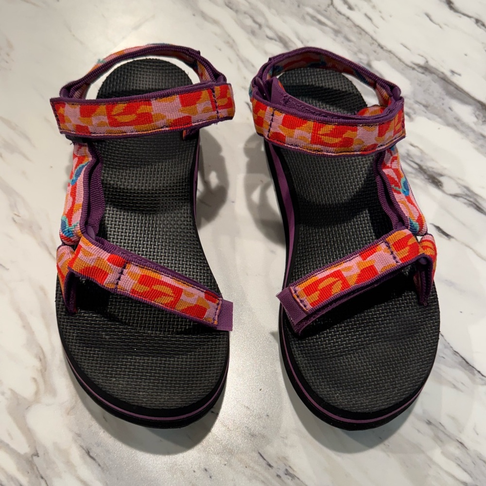 Teva Women's Midform Universal‎ Sandal Hummingbird Gloxinia Hook Loop Size 9